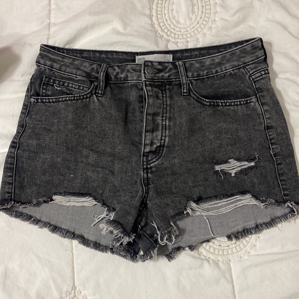 RSQ Black shorts